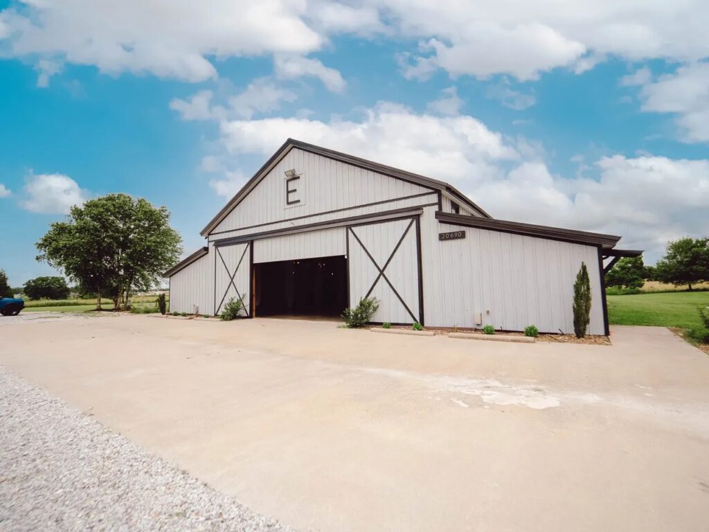 Venue 7